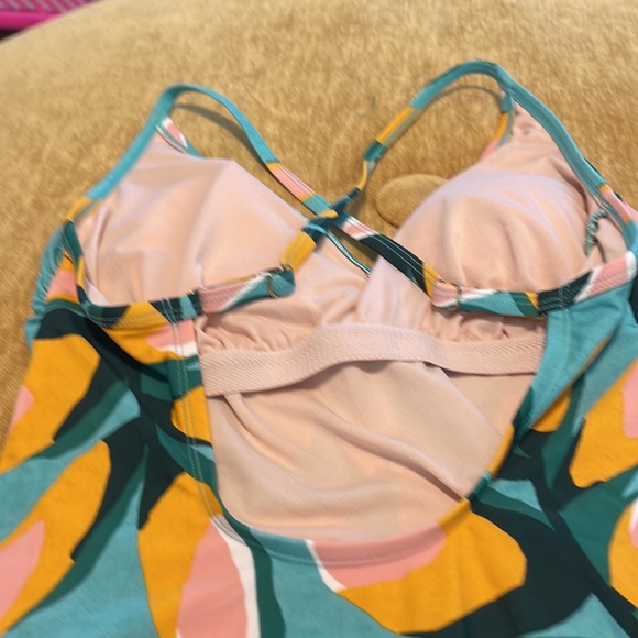 Kona Sol size medium one piece - Picture 4 of 7